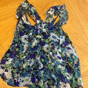 Women’s Rebecca Taylor size 2 silk blouse with navy camisole.